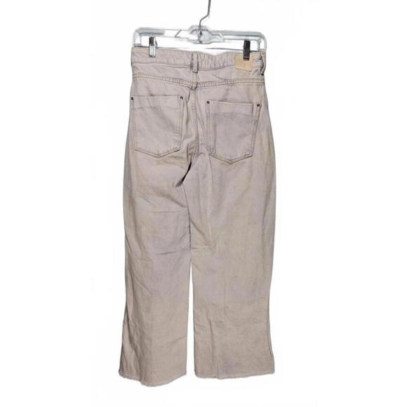 Zara Women's Wide Leg High-Waisted Frayed Hem Light Wash Jeans Size 4 - Picture 2 of 10